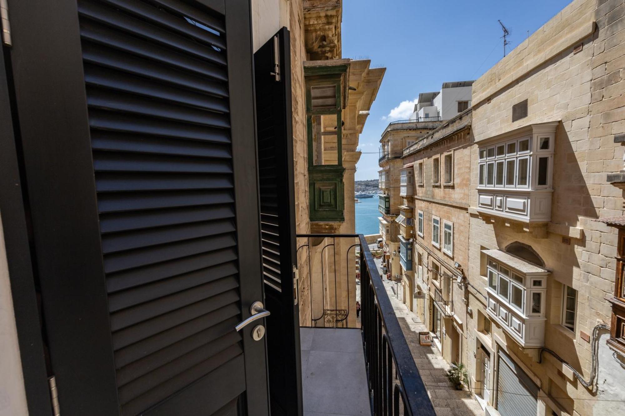 Matilde Valletta Suites Екстериор снимка