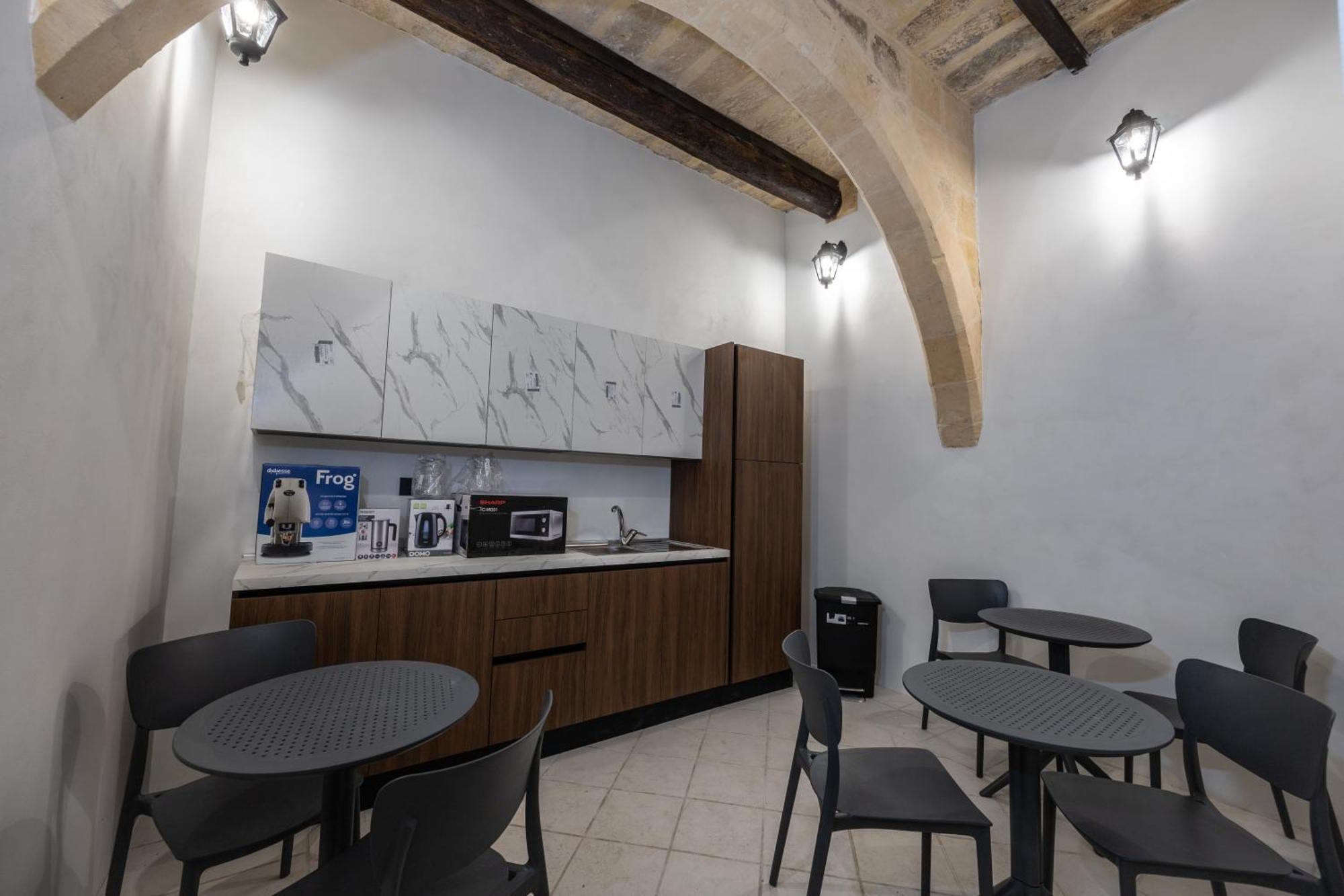 Matilde Valletta Suites Екстериор снимка