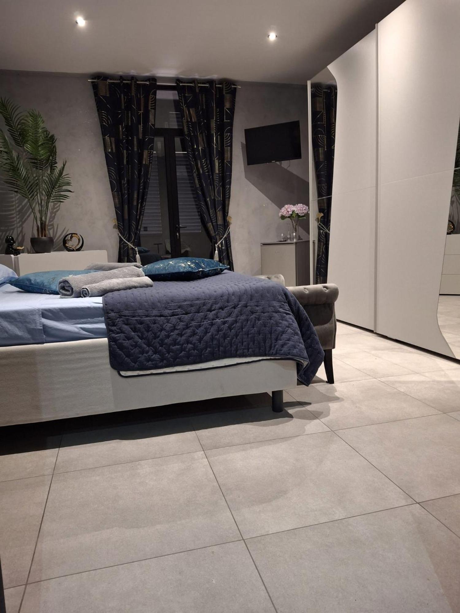 Matilde Valletta Suites Екстериор снимка